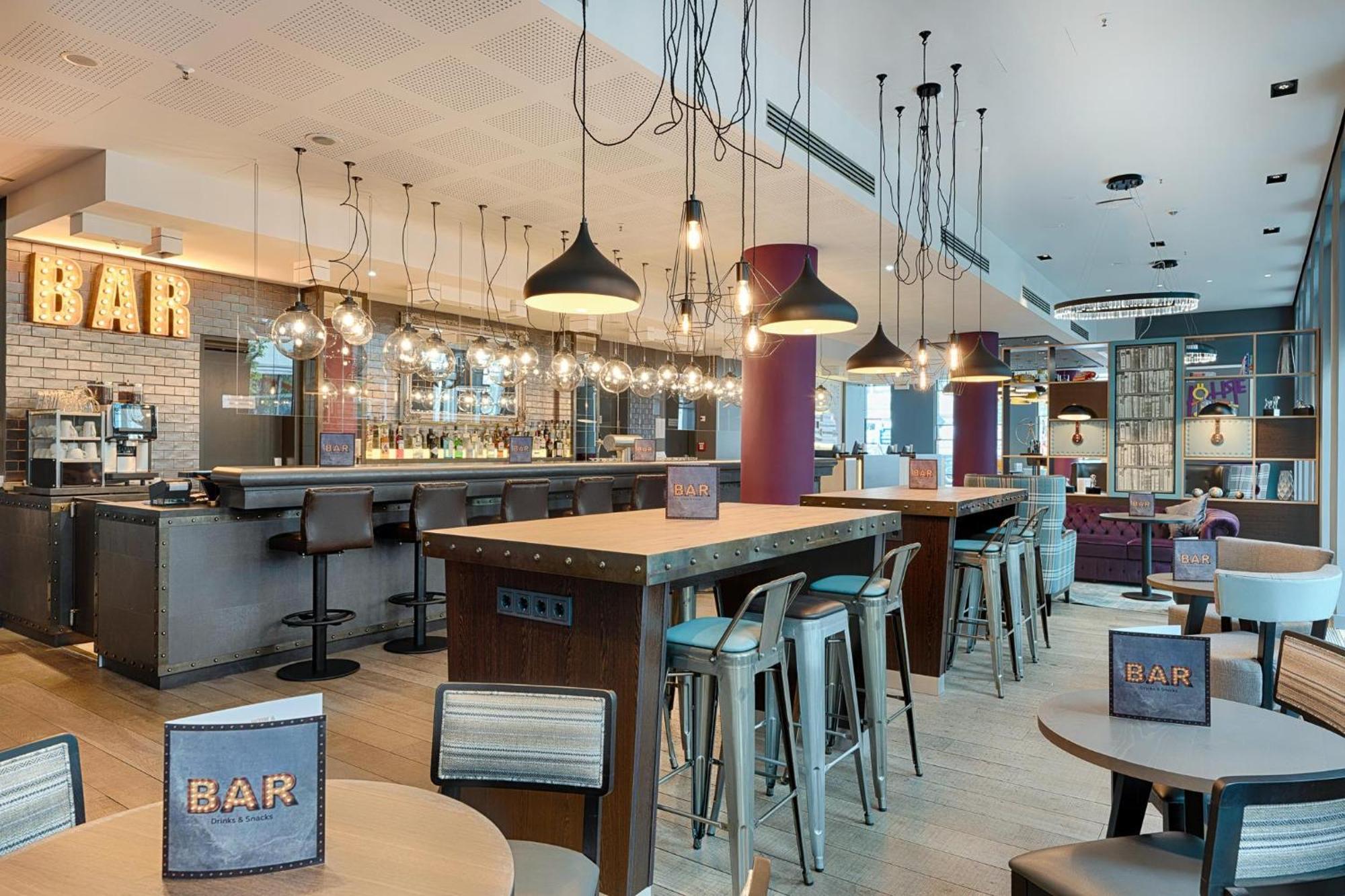 Premier Inn Berlin Alexanderplatz — Photos 2